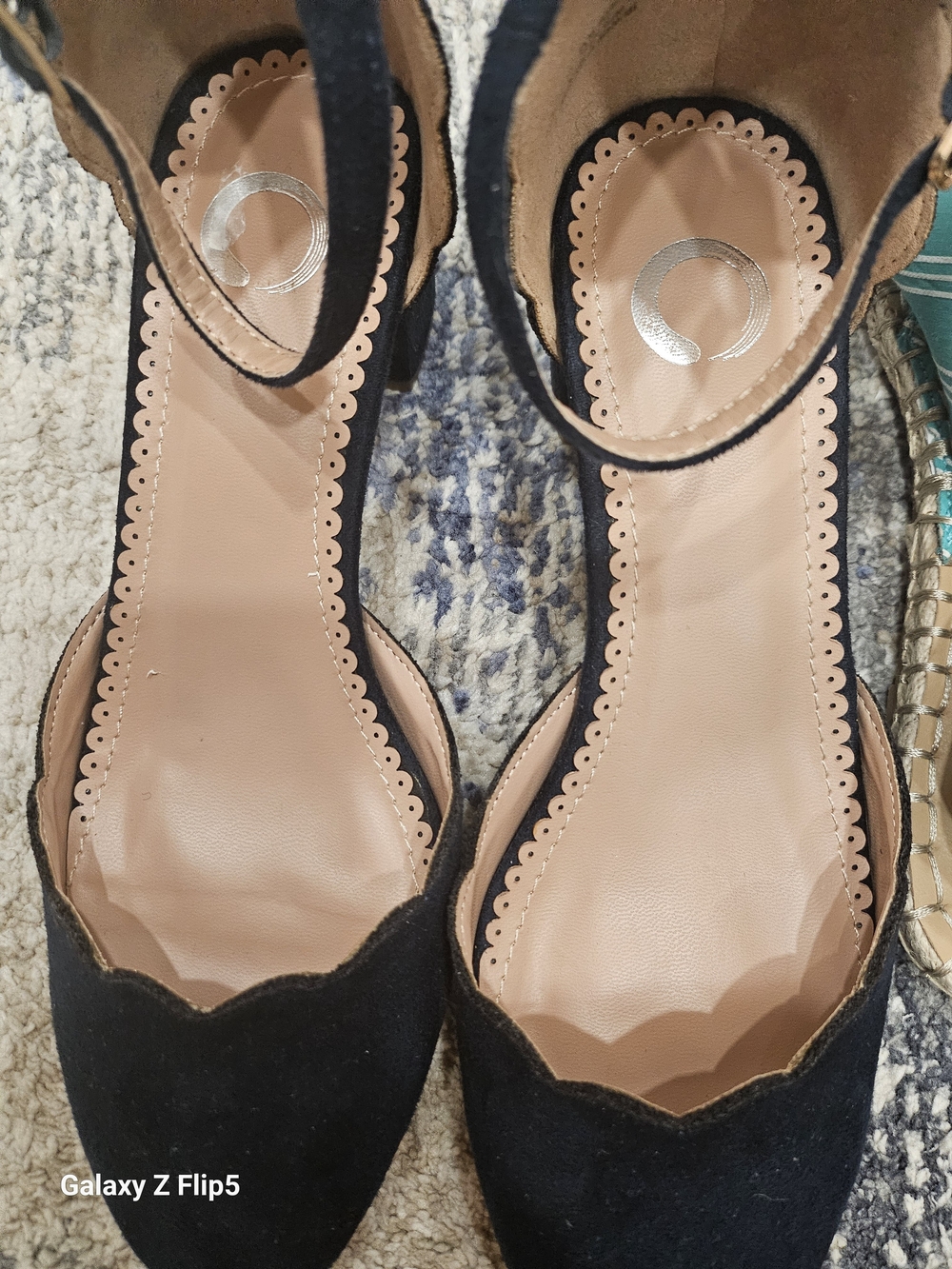Black Scalloped Ankle-Strap Pumps - Women